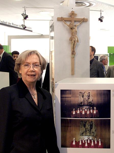 Jutta Limbach Opens the Exhibition "Fifty Years of the Basic Law" (April 29, 1999)