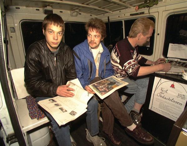 Homeless Vendors of the <I>Strassenzeitung</i> (December 6, 1999)