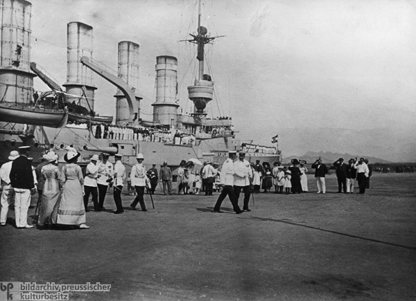 Besuch des Prinzen und Großadmirals Heinrich von Preußen in Kiautschou (1913)